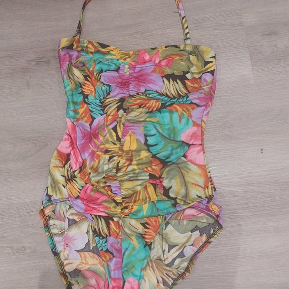 Longitude Swimsuit- Vintage - Picture 2 of 8